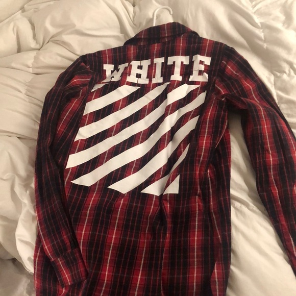 Off white shirt - Picture 3 of 3